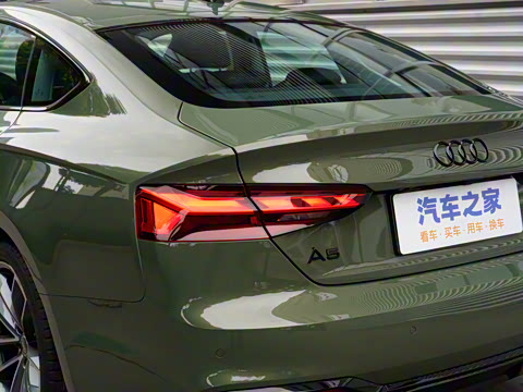 2025�� Sportback ��ذ� 40 TFSI quattro ����������