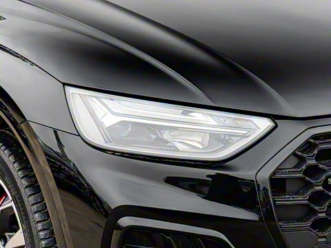 2025�� 40 TFSI ����������