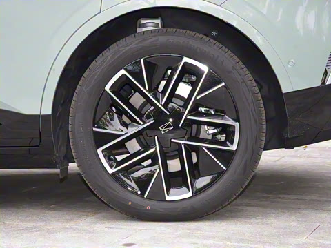 2025�� Ultra ���̰�