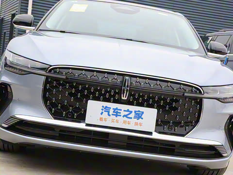 2025�� 2.0T ���а�