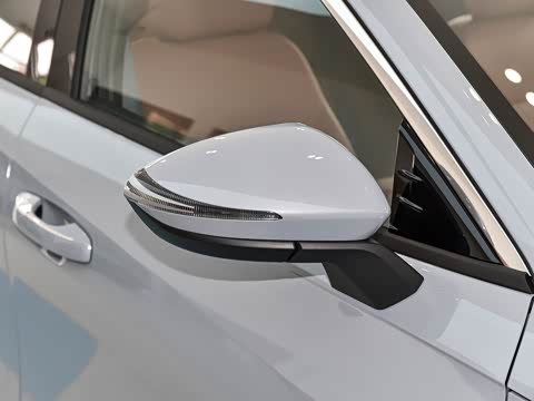 2025�� EM-i 60km ������