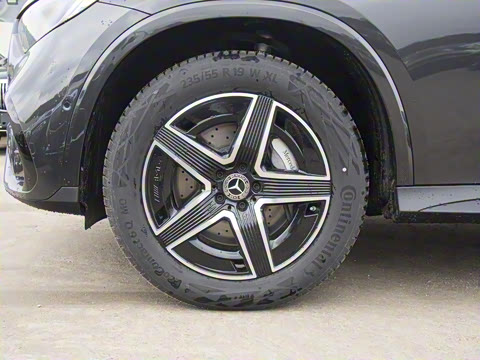 2025�� GLC 260 4MATIC ����SUV