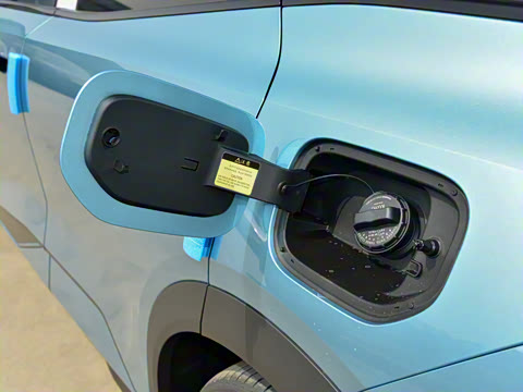 2025�� 215Max ��ΪǬ���Ǽ�ADS SE���̰�