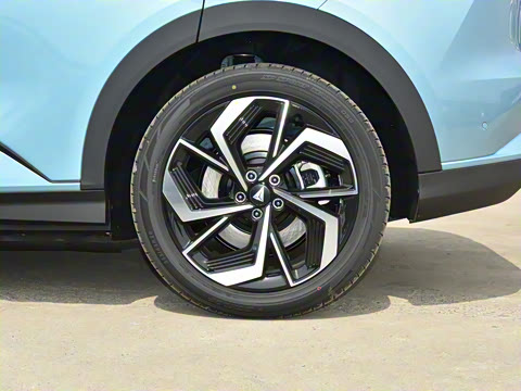 2025�� 215Max ��ΪǬ���Ǽ�ADS SE���̰�