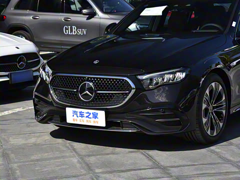 2025�� E 300 L ʱ���˶���