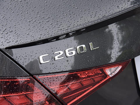 2024�� �Ŀ��� C 260 L �ҹ�˶���