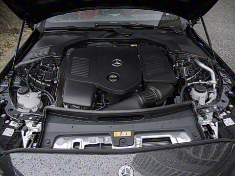 2024�� �Ŀ��� C 260 L �ҹ�˶���