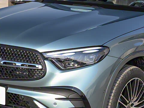 2025�� GLC 300 L 4MATIC ������ 5��