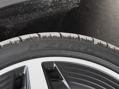 2025�� AMG A 35 4MATIC