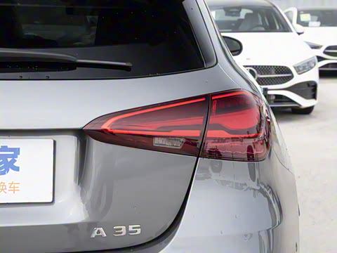 2025�� AMG A 35 4MATIC