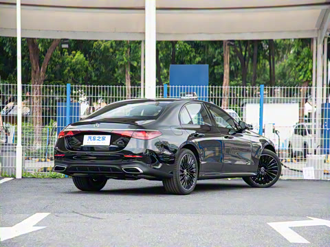 2024�� E 300 �������˶���