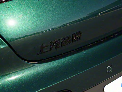 2025�� 2.0T Trophy+ �����˶���