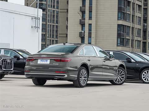 2024�� A8L 50 TFSI quattro ������