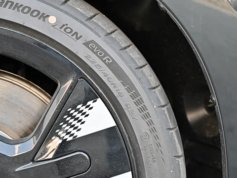 2025�� JOHN COOPER WORKS