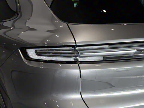 2025�� Cayenne 3.0T ���۰�