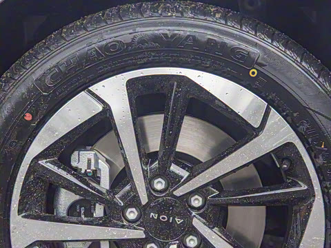 2025�� Plus 510 ������