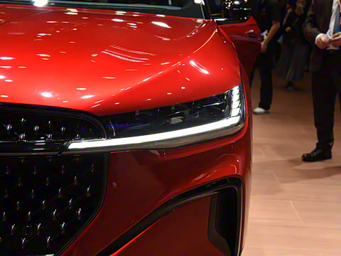 2025�� 2.0T ������������˹��