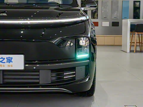 2025�� Ultra ���ܻ��°�