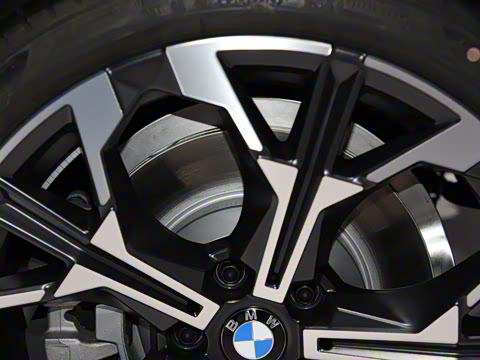 2025�� 330i 50����������