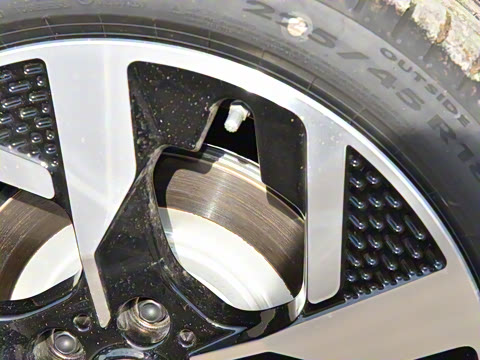 2024�� E ������