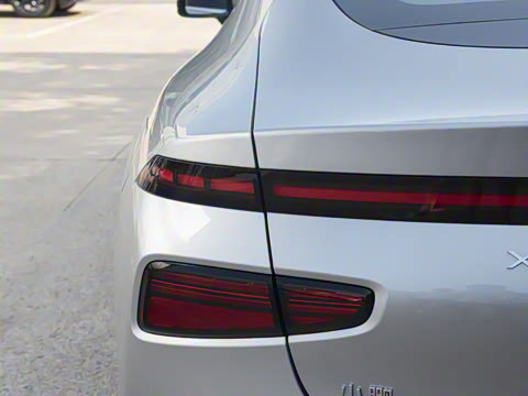 2023�� P7i 702 Max