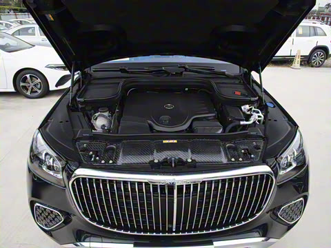 2025�� GLS 480 4MATIC