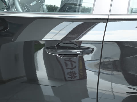 2023�� PLUS 1.5T �Ҹ��Ƽ��Զ�������