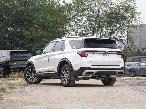 2024�� 2.3T EcoBoost ��������plus�� 7��