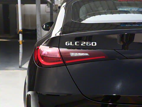 2024�� GLC 260 4MATIC ����SUV