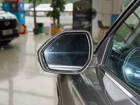 2024�� 2.3T EcoBoost �����۷�� 6��