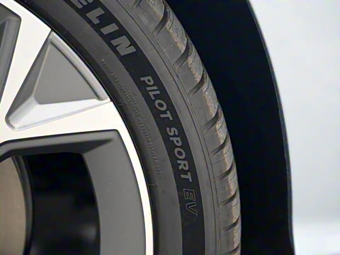 2024�� ����300 Max��