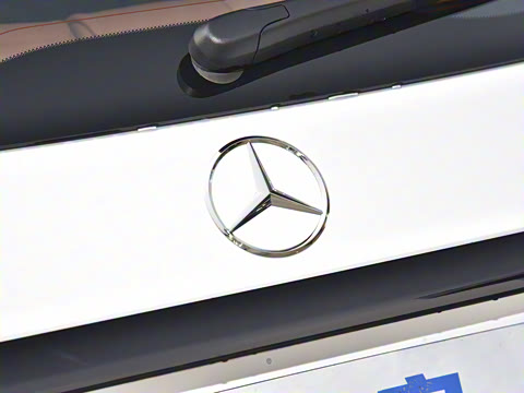 2025�� GLC 300 L 4MATIC ������ 7��