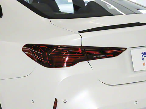 2024�� M4˫�Ž��ܳ� M xDrive ������