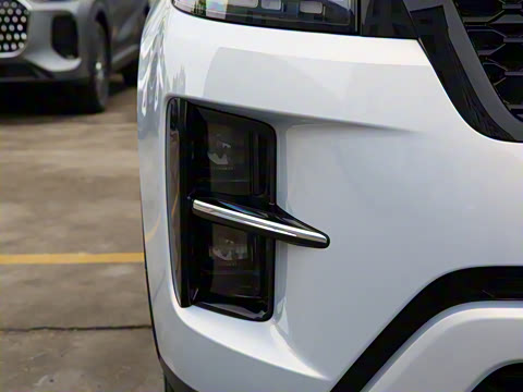 2025�� ���ܰ� 1.6T ��������