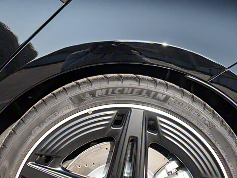 2025�� AMG CLA 35 4MATIC