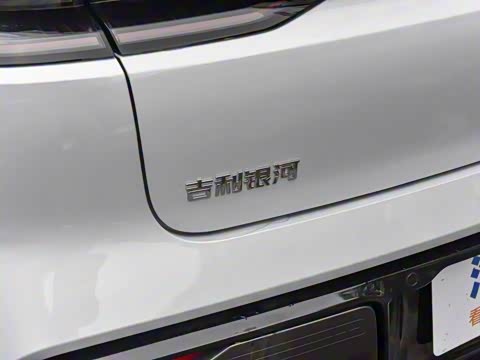 2025�� 700km Զ���Ǽݰ�