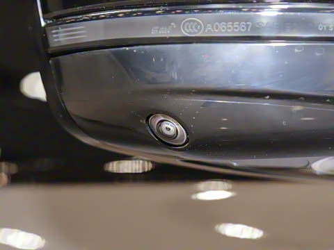 2025�� P400 SPORT