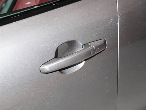 2025�� P400 SPORT