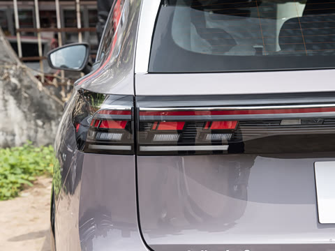 2024�� PRO 380TSI ����R-Line�����