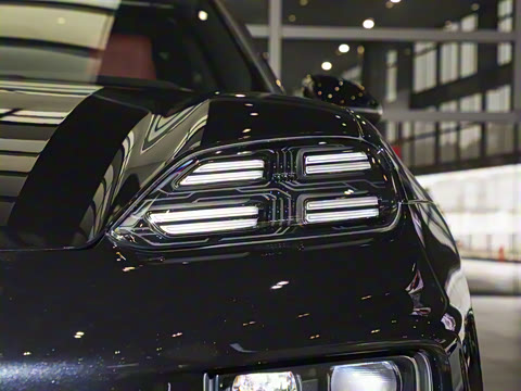 2025�� Macan 4 ���۰�