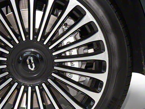 2025�� ���� Max�� 100kWh 6����