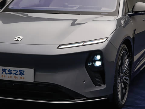 2025�� 102kWh �׷�������