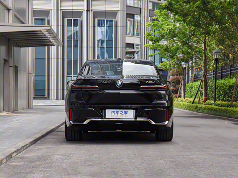 2023�� 740Li ������ M�˶���װ