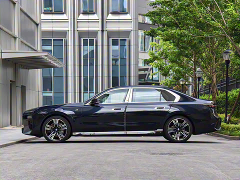 2023�� 740Li ������ M�˶���װ