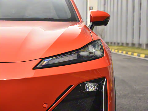 2025�� 215Max ��ΪǬ���Ǽ�ADS SE���̰�