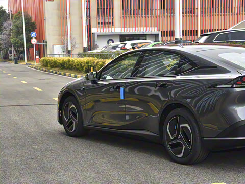 2025�� 530UltraǬ���Ǽ�ADS SE�����