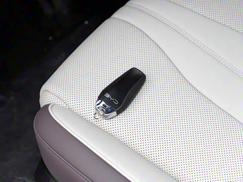 2025�� EV 520km �����