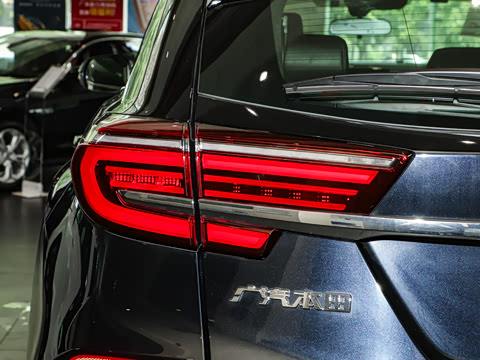 2023�� 240TURBO ����������