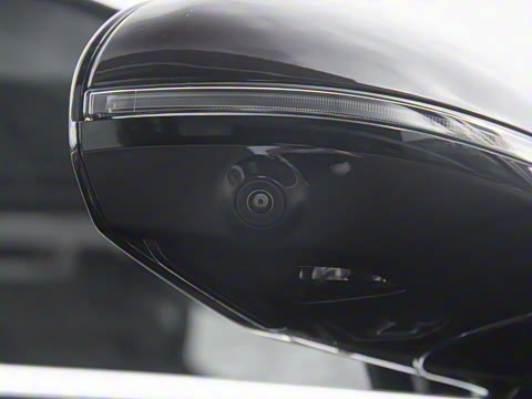 2025�� �Ŀ� E 300 L �����