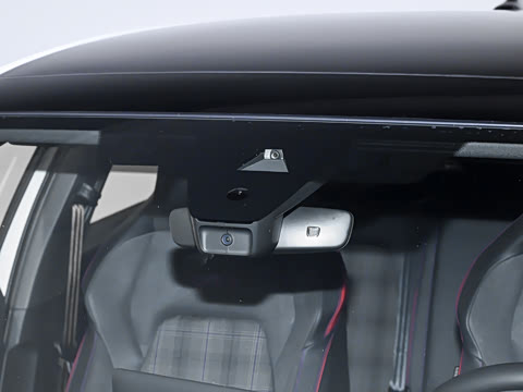 2025�� 380TSI DSG GTI